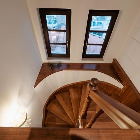 Emerald Suites Florina Exterior foto