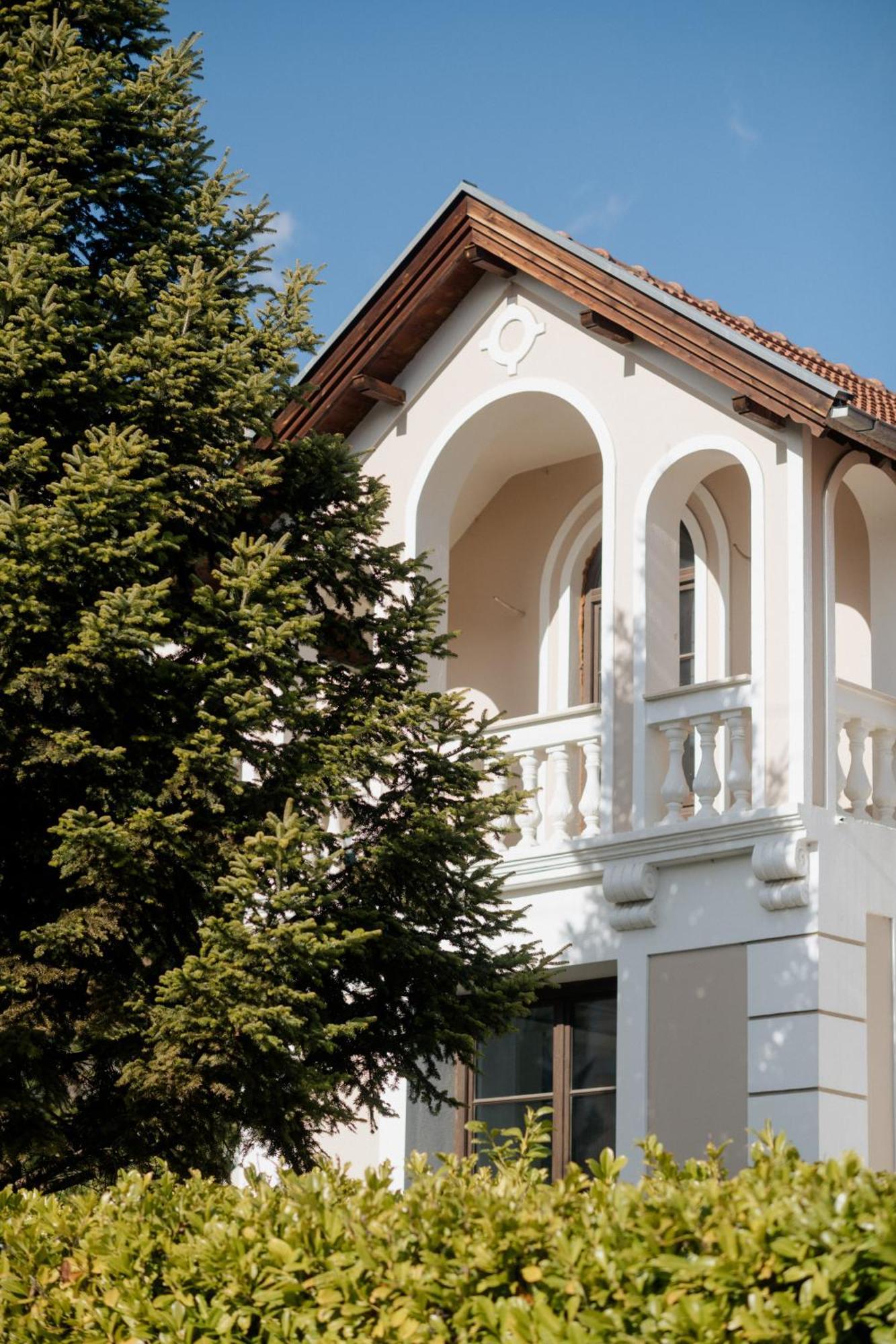 Emerald Suites Florina Exterior foto
