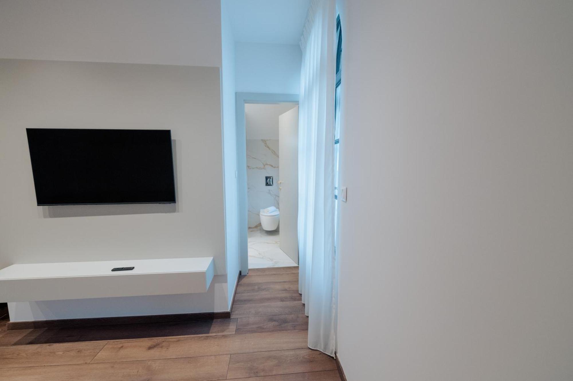 Emerald Suites Florina Exterior foto